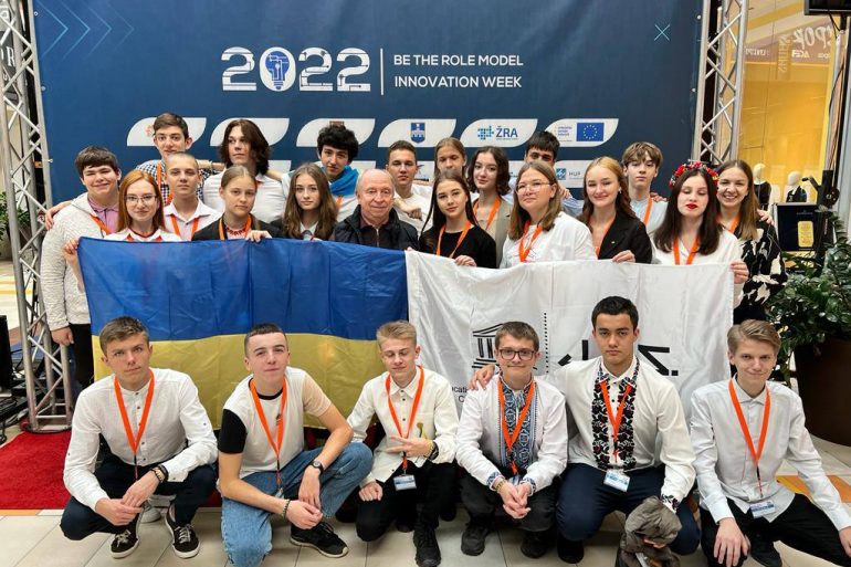 Українська команда молодих учених здобула 40 медалей на виставці винаходів у Хорватії
