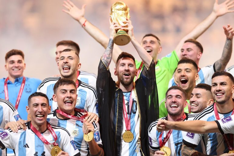 Фотография Месси с Кубком чемпионов мира стала самой популярной в истории Instagram