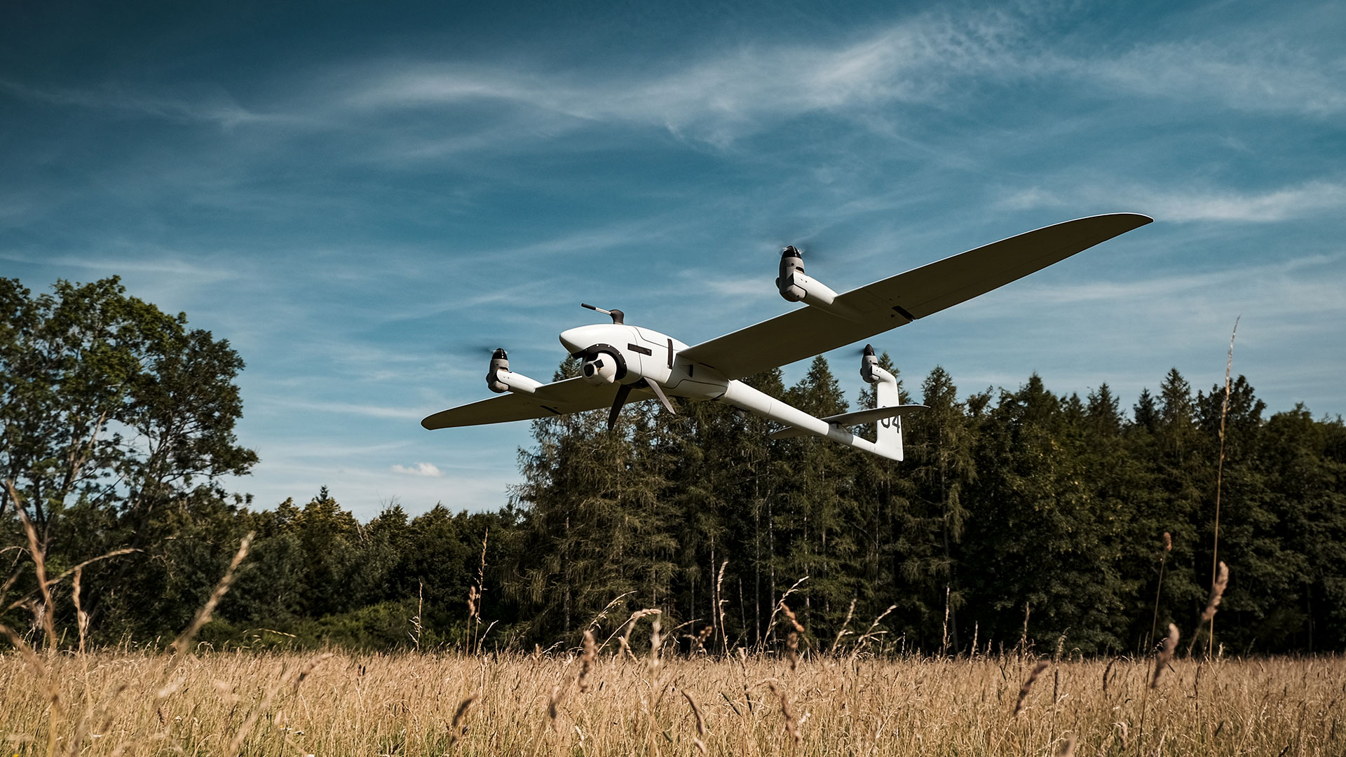 Германия закупит для ВСУ 105 разведывательных дронов Vector