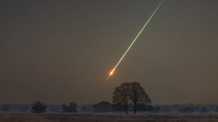 Сьогодні вночі над Францією вибухнув метеорит (відео)