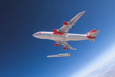 Компанія Virgin Orbit призупинила роботу на тиждень через відсутність фінансування