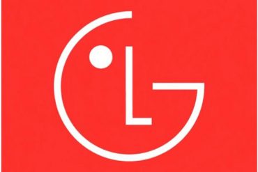 LG впервые за 9 лет обновил логотип. Теперь он улыбается и подмигивает