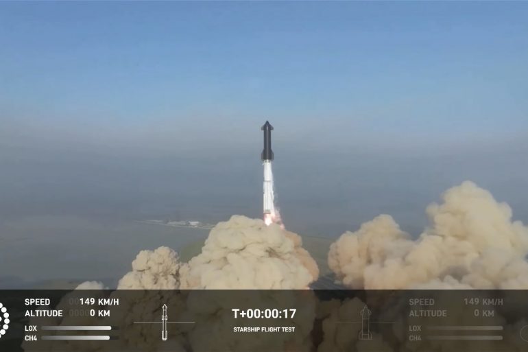 SpaceX со второй попытки удалось запустить космический корабль Starship. Через 3 минуты он взорвался в небе