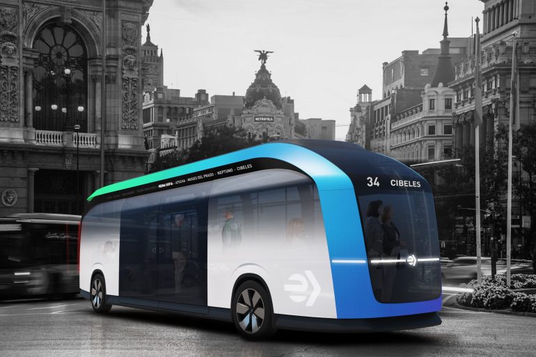 Панорамні вікна та скляна стеля: у Мадриді з'являться автобуси майбутнього