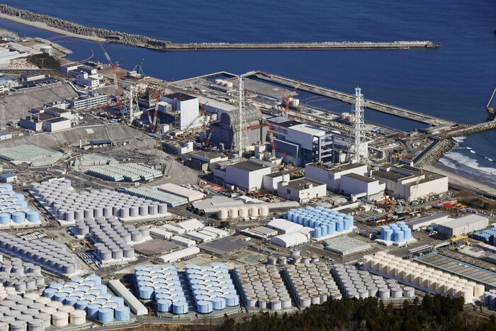 МАГАТЕ дозволила Японії злити забруднену воду з АЕС «Фукусіма-1» в океан