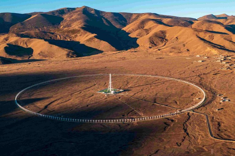 У Китаї розпочав роботу найбільший у світі телескоп з дослідження Сонця