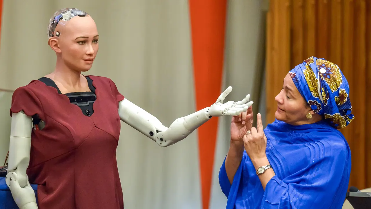 Впервые в истории робот получил гражданство