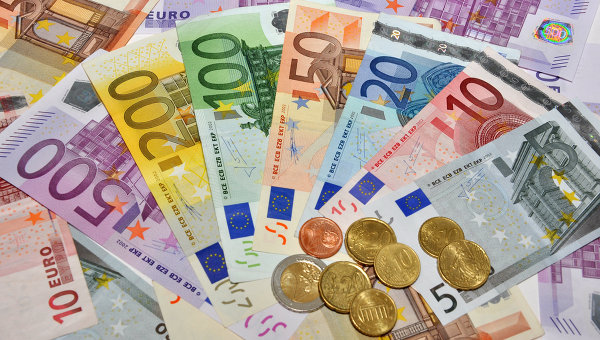У Євросоюзі запустили онлайн-опитування щодо вибору нового дизайну для євро