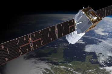 Європейське космічне агентство спробує вперше повернути супутник із космосу на Землю
