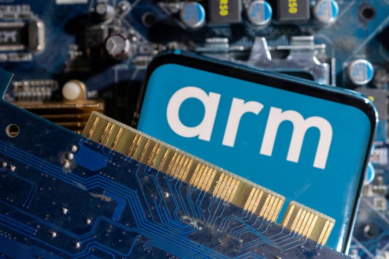 Виробник чіпів ARM провів найбільше розміщення акцій за рік. Компанію оцінили у $54,5 млрд