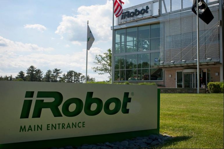 Amazon придбав виробника розумної побутової техніки iRobot