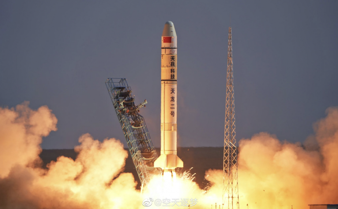 Китай вивів на орбіту свій перший космічний корабель багаторазового використання