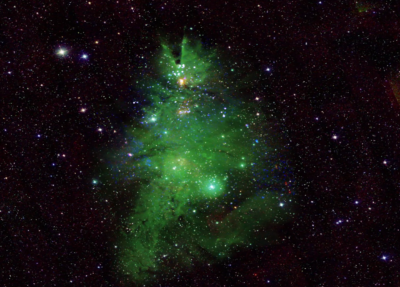 Астрономи показали скупчення зірок у вигляді різдвяної ялинки