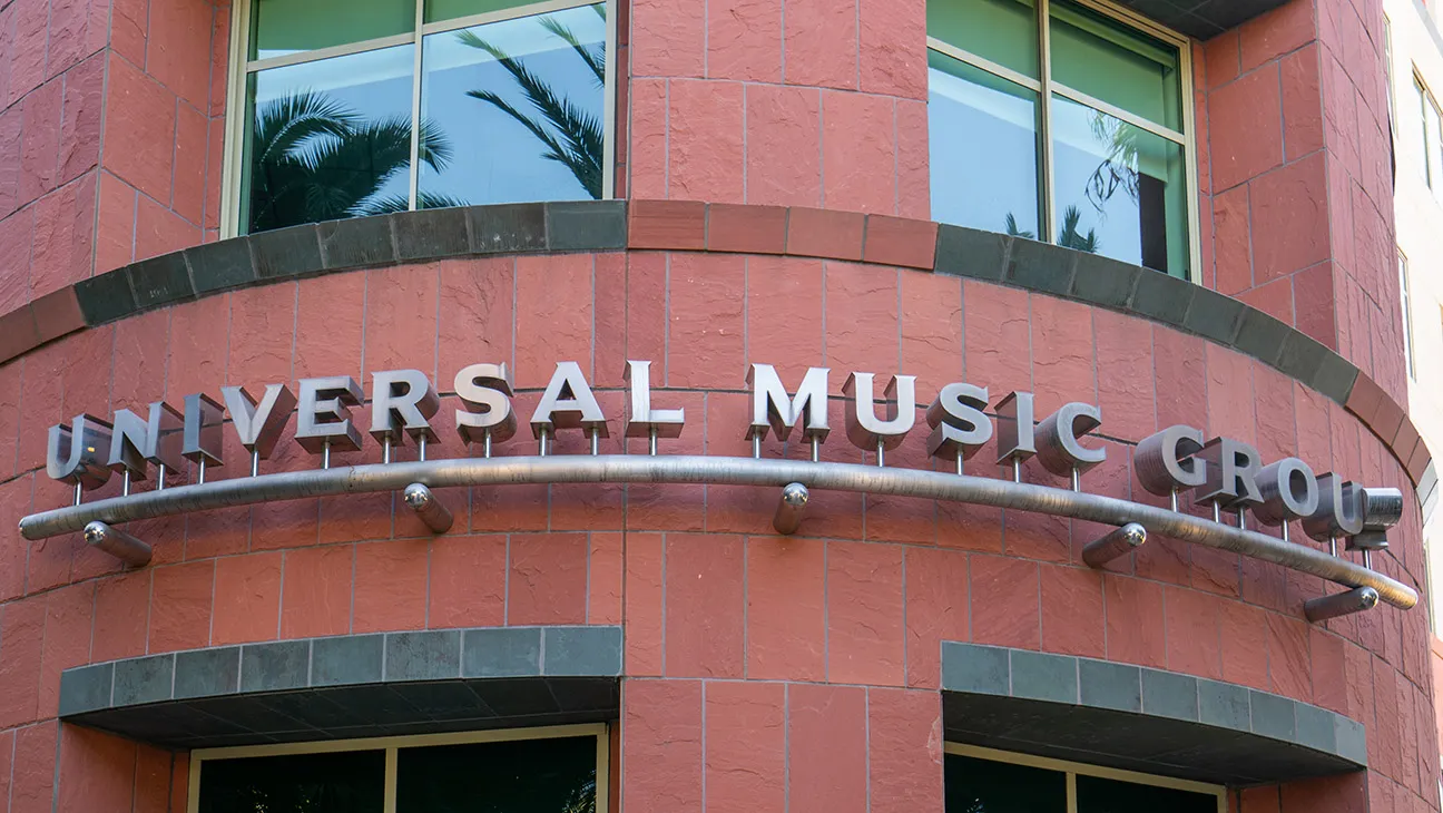 Universal Music збирається вилучити музику своїх виконавців з TikTok
