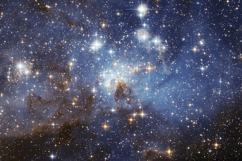 Визначено масу найперших зірок у Всесвіті