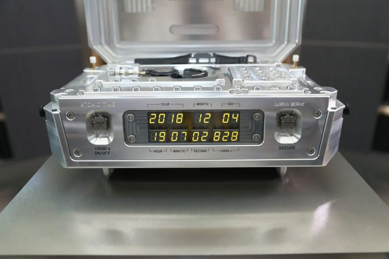 Науковці створили революційний атомний годинник, що працюватиме без збоїв 39 мільярдів років