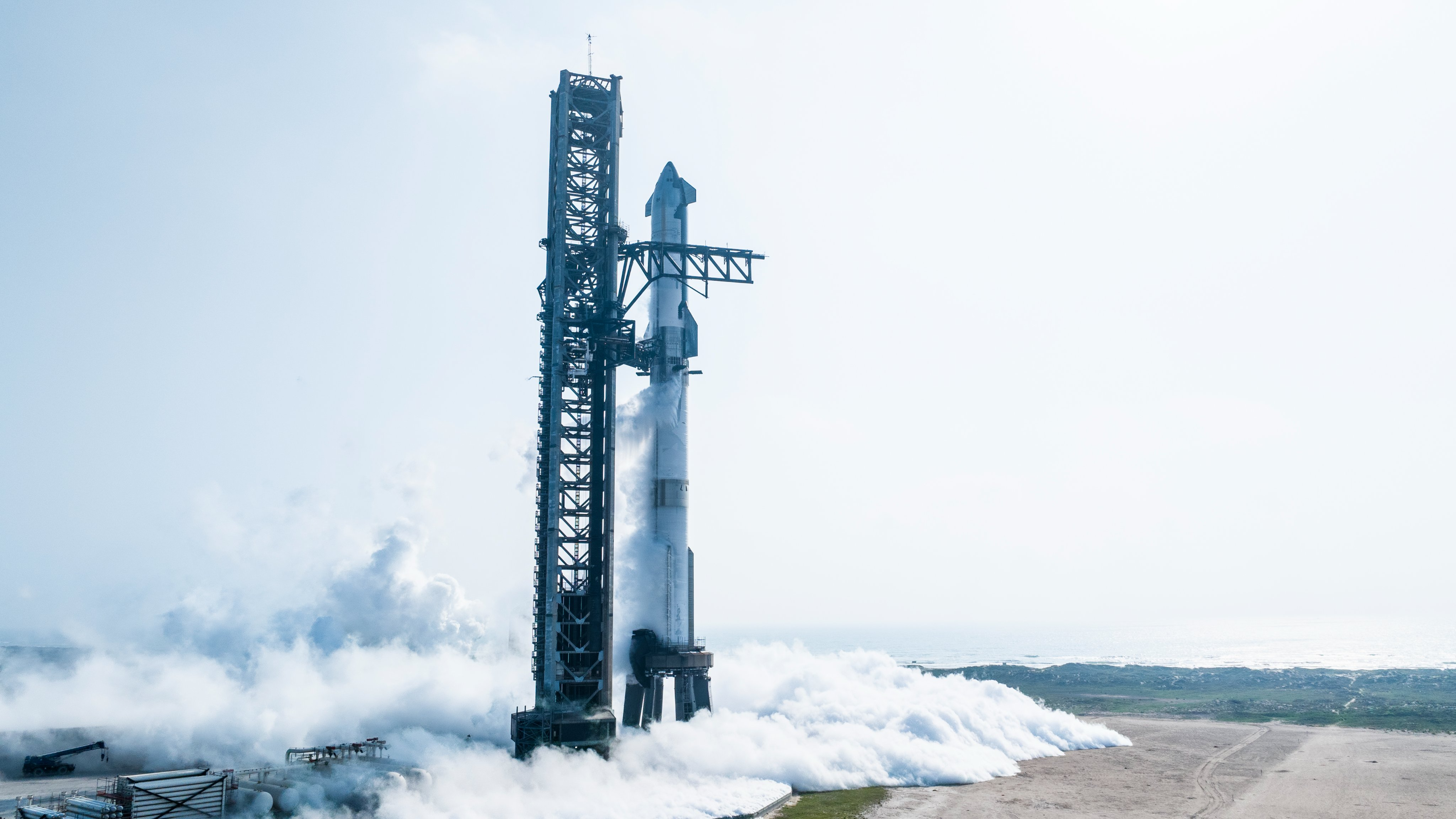 Ілон Маск заявив, що четвертий тестовий запуск у космос ракети Starship відбудеться за 2 тижні