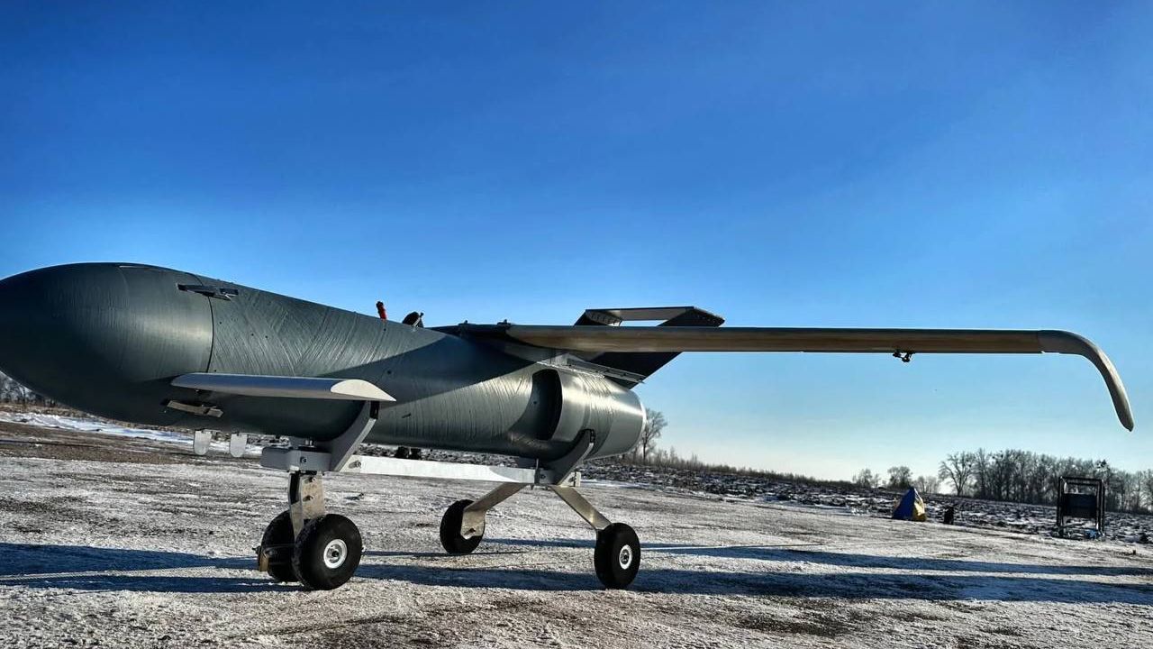 В уряді розповіли, скільки коштує ракета-дрон "Паляниця"