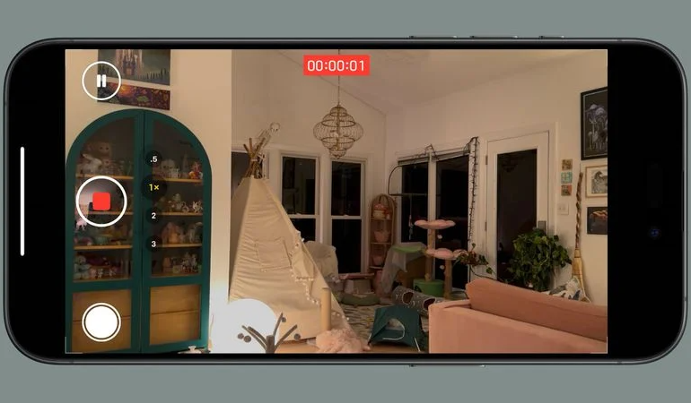 iPhone навчили ставити відеозапис на паузу
